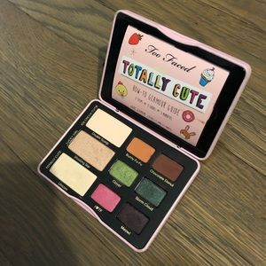 Too Faced Totally Cute Palette